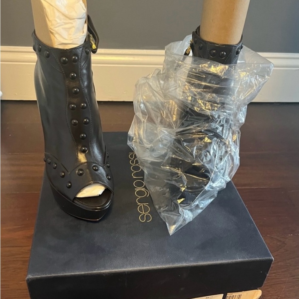 Sergio Rossi Black Leather Open Toe Ankle Booties.